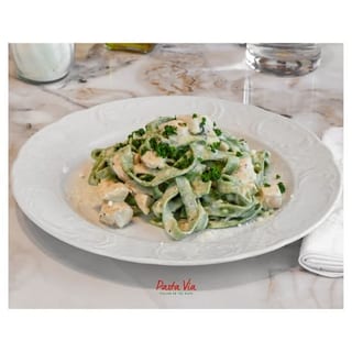 Fettuccine Alfredo with Chicken